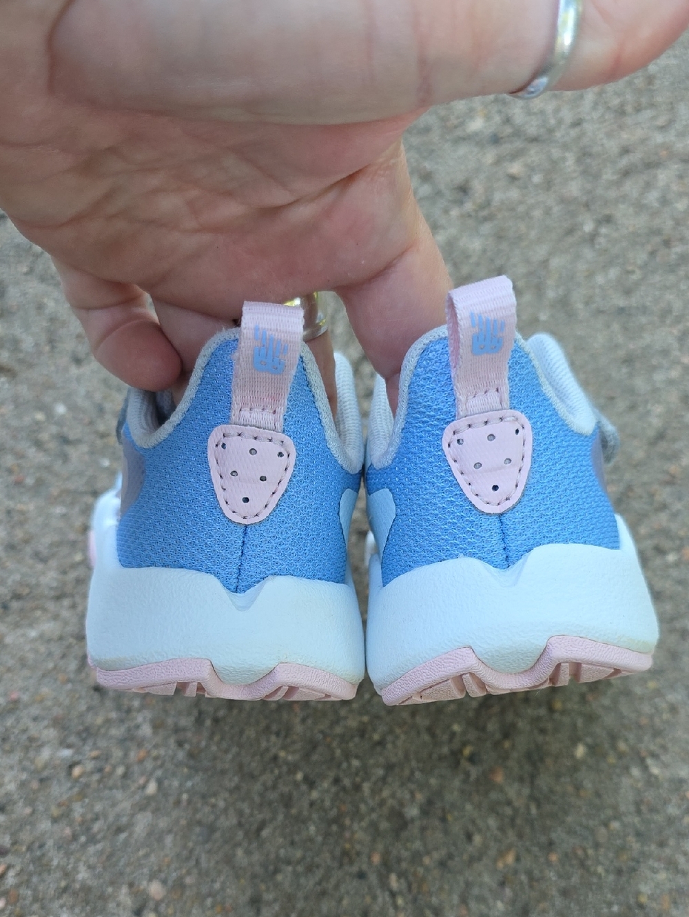 New Balance Rave Run v2 Bungee Lace With Top Strap - Picture 7 of 11